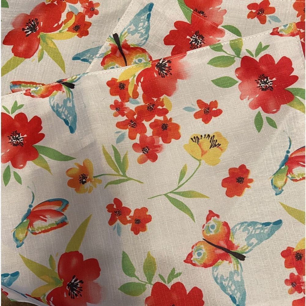 New Fabric Placemat 100% Polyester Set of 4 Decorative Washable Place Mats